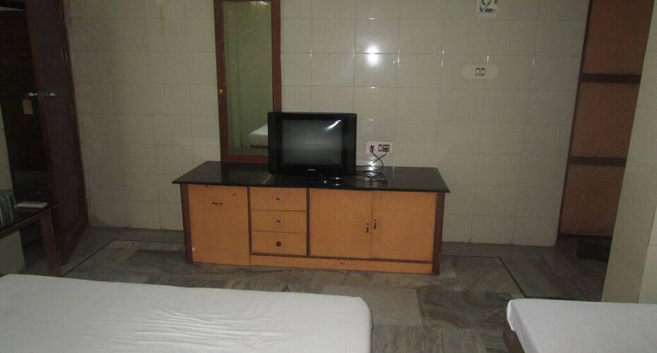 Mahalakshmi Inn, Chennai 4